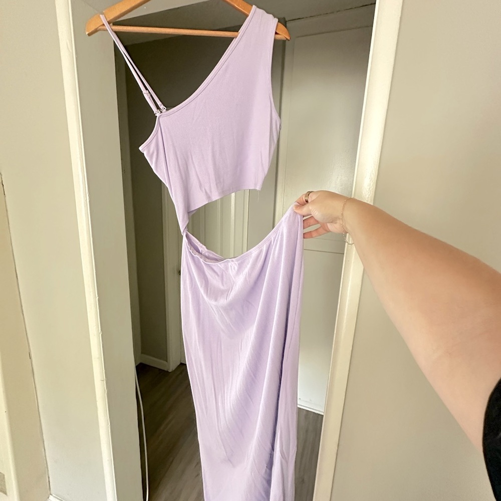 Purple dress with cutout. Size XL.